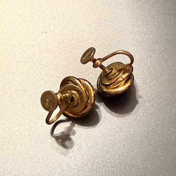 Vintage Coro Gold Tone Purple Stone Earrings - Picture 4 of 7